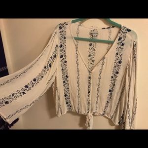 American Eagle floral front tie blouse